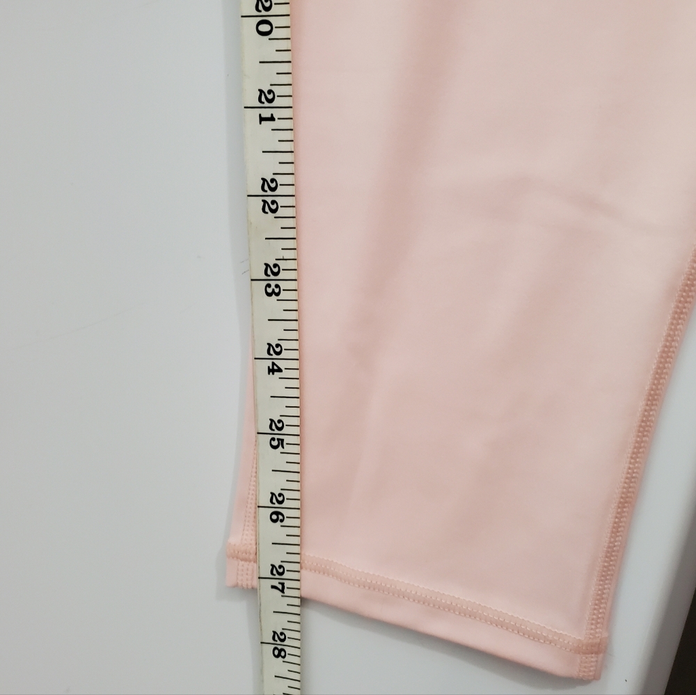 NWT Fabletics Run Anywhere High Waisted Legging Soft Shell Pink  2XL 18/20 - Picture 9 of 16